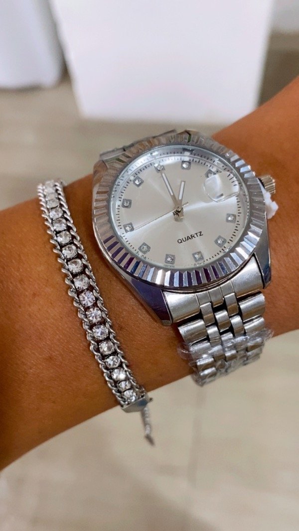 Producto - Reloj Caroline silver ( malla de metal )