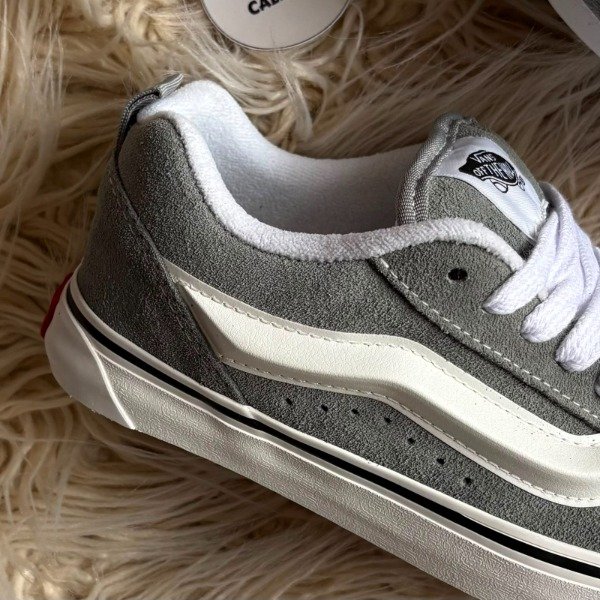 Producto - Vans KNU Gris - 2