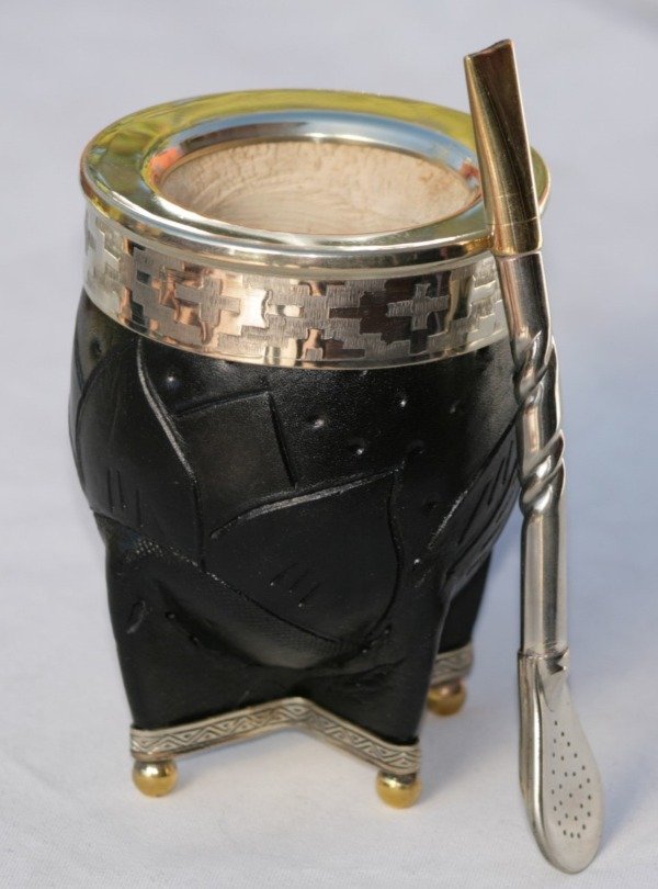 Producto - Mate imperial cincelado y con base bolitas premium