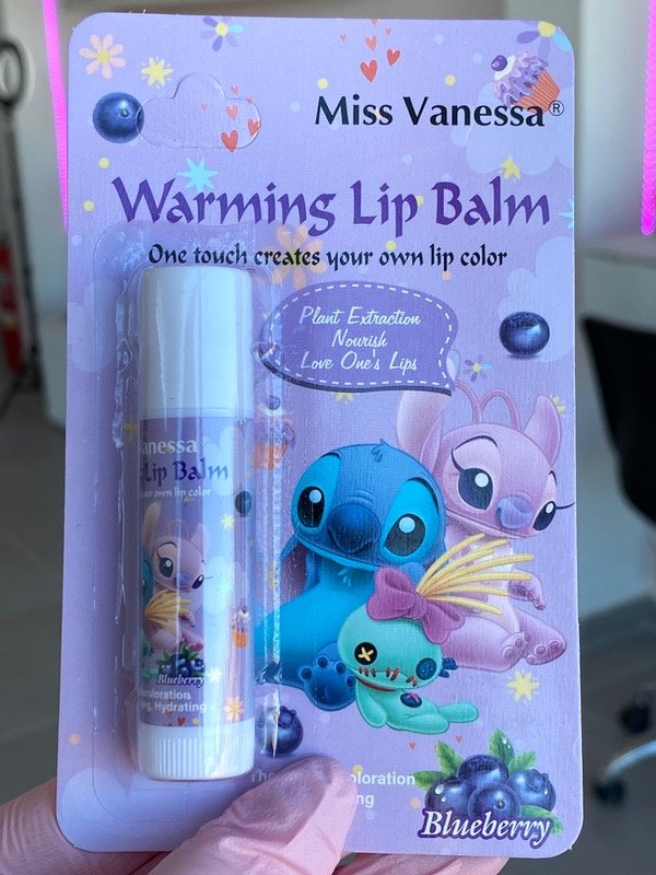 Producto - Bálsamo labial stitch