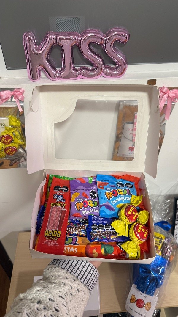 Producto - Box grande de golosinas - 0