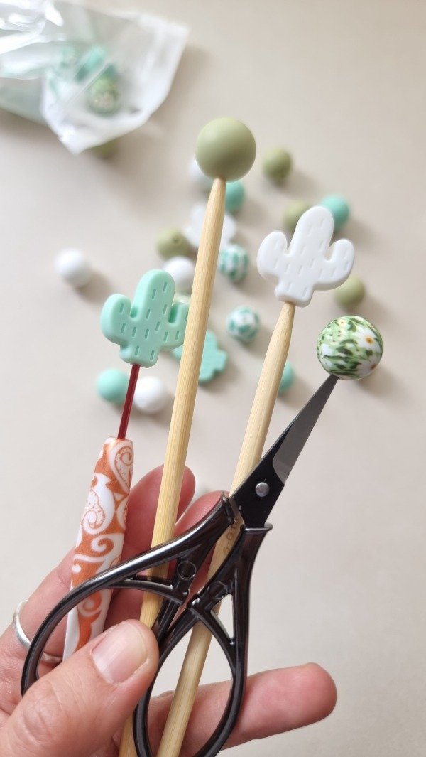 Producto - Tapa protectora de TIJERA y AGUJAS/ temática CARDÓN