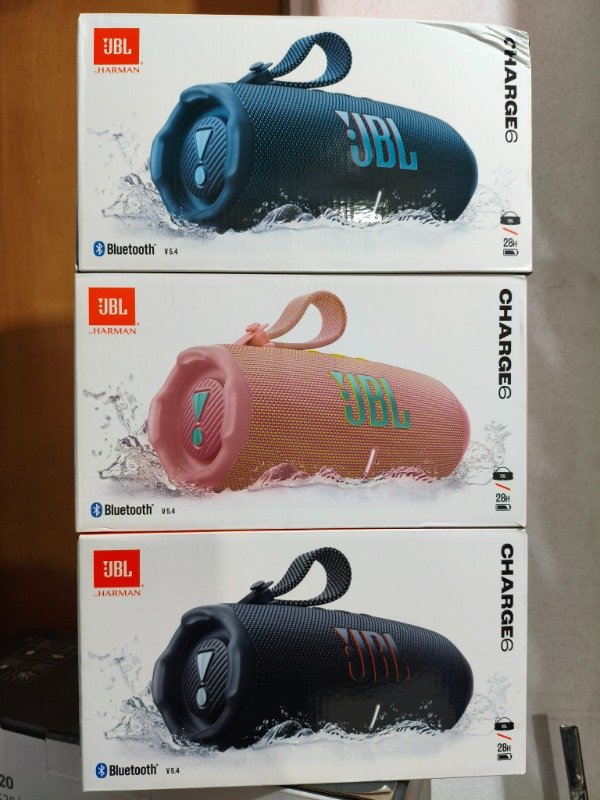 Producto - PARLANTE PORTÁTIL JBL CHARGUE 6