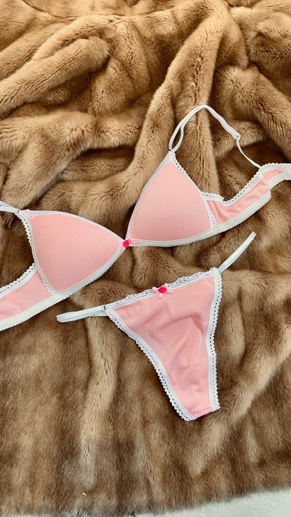Producto - Conjunto Love Rosa