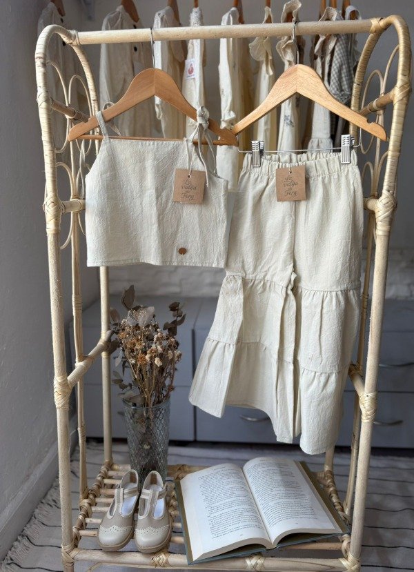 Producto - Conjunto Moreno Beige Talle 4 Años