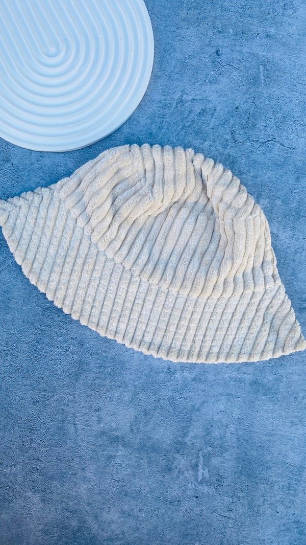 Producto - PILUSO CORDEROY HUESO