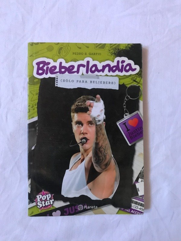 Producto - Bieberlandia - Pedro S. Garfio