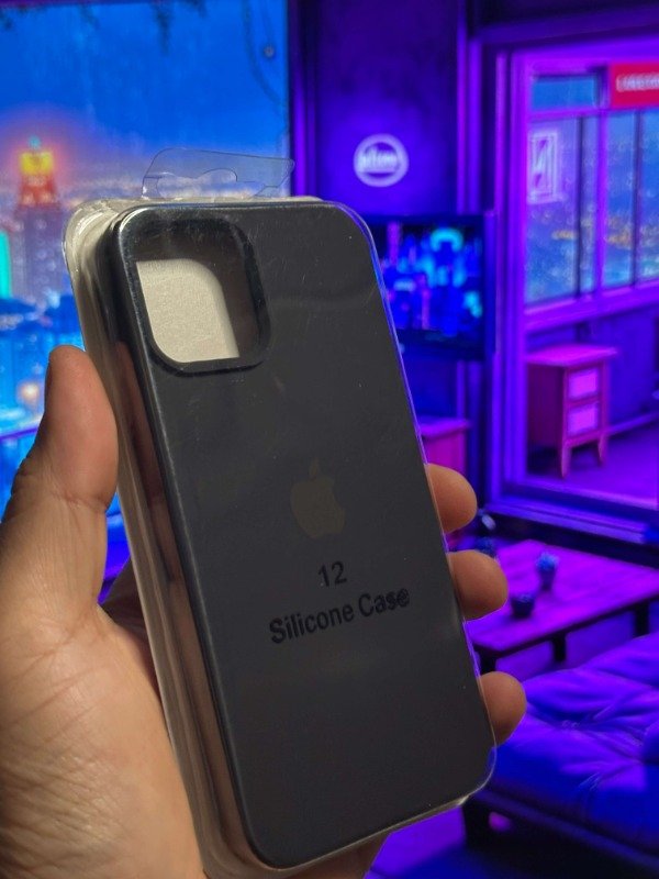 Producto - FUNDA SILICONE IPHONE 12 (NEGRO)