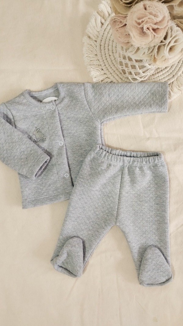 Producto - Conjunto de matelasse GRIS con ranita