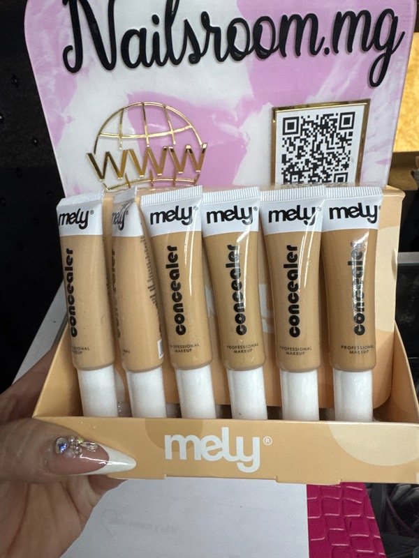 Producto - Corrector de ojeras Mely surtidos sin eleccion