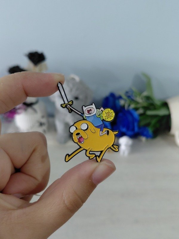 Producto - Pin metalizado - Hora de aventura #1382