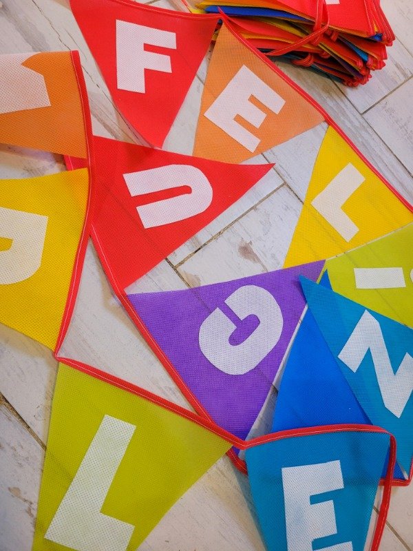 Producto - Banderin Feliz Cumple Multicolor 2,5mts