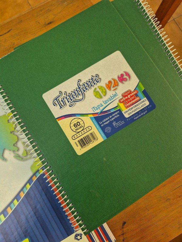 Producto - Cuaderno A4 Triunfante 21x27cm Tapa dura VERDE 60 hojas
