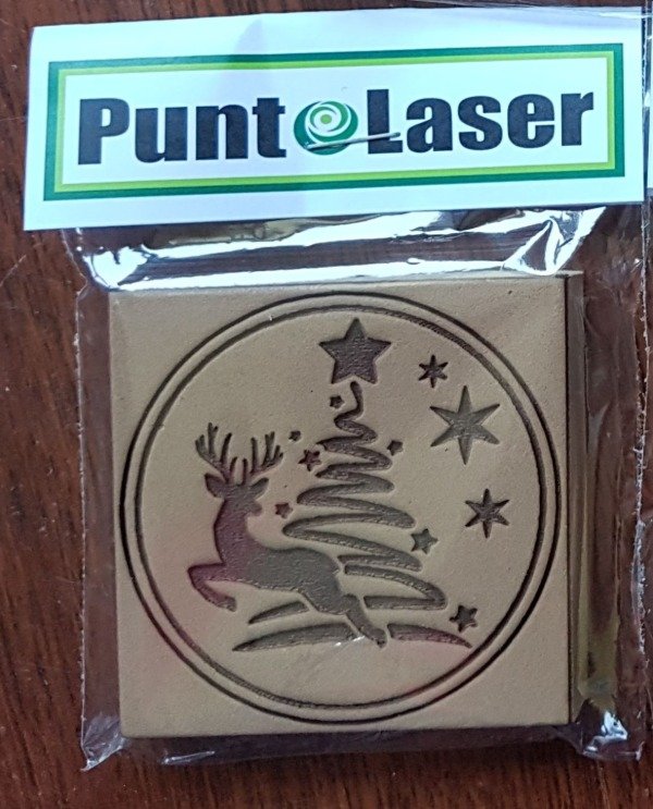 Producto - Bajo Relieve navidad - 6 x 6 cm - Cod. 4013 reno + arbol