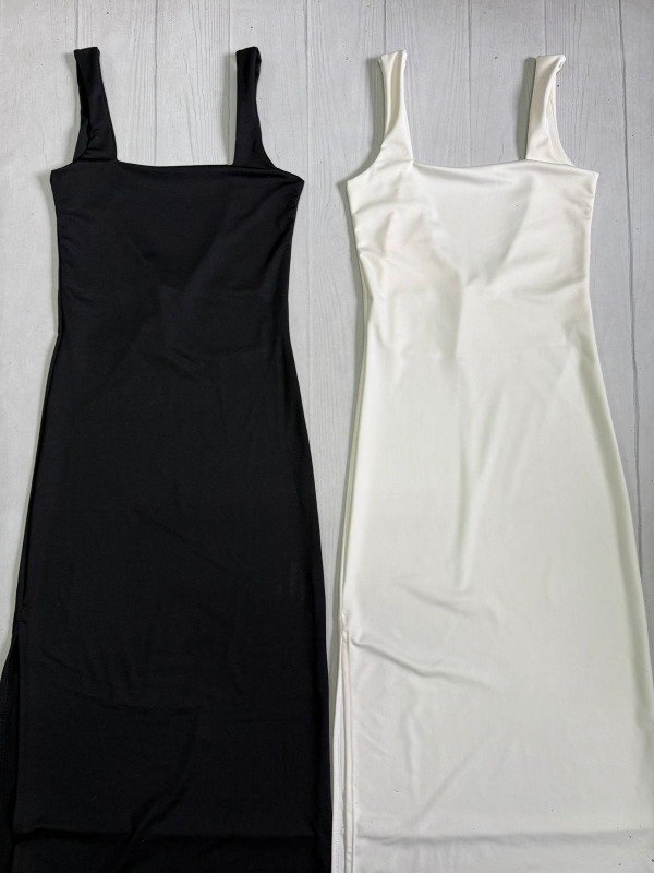 Producto - [7949] Vestido largo escote cuadrado con tajo microfibra