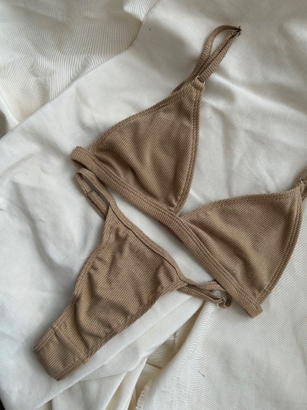 Producto - Conjunto Abigail Marrón claro