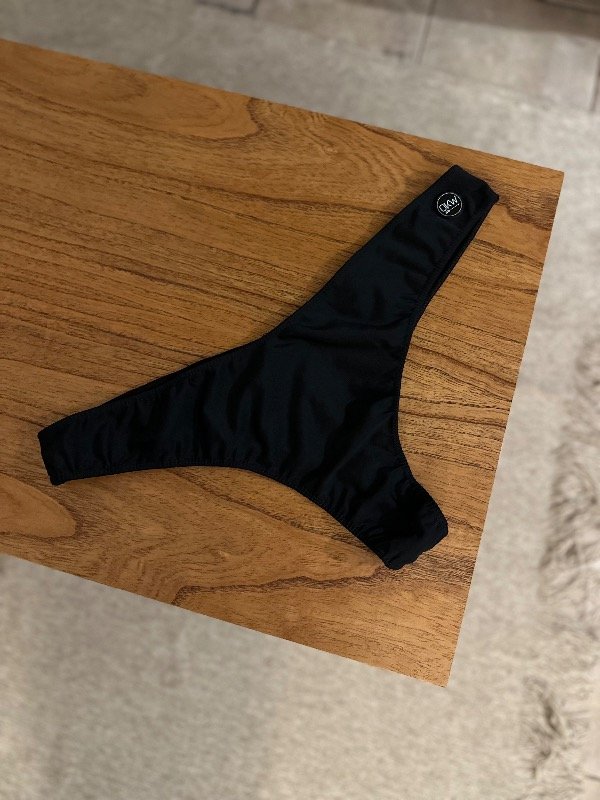 Producto - LESS EN V