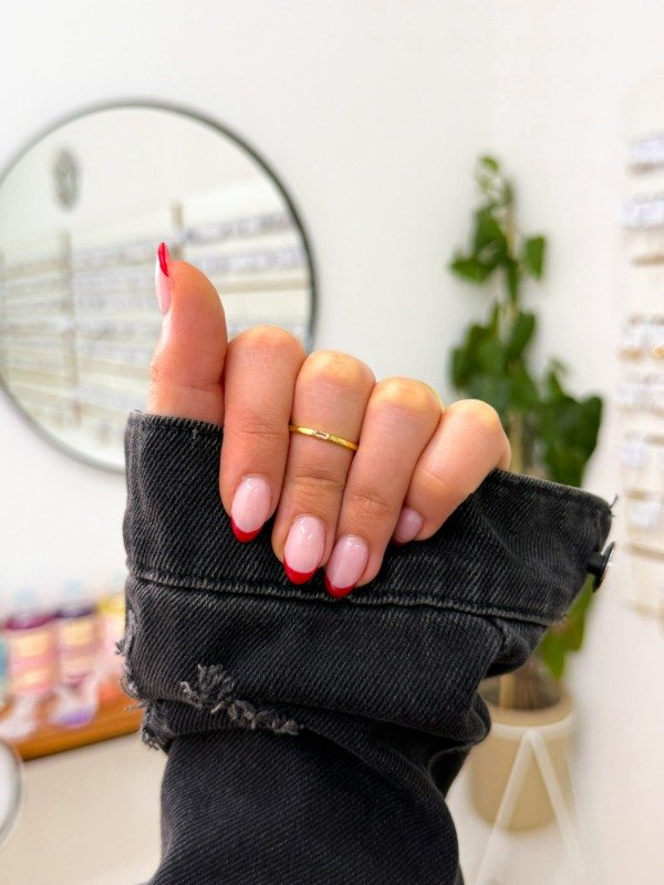 Producto - Anillo bañado en oro mini cubic rectangulo regulable