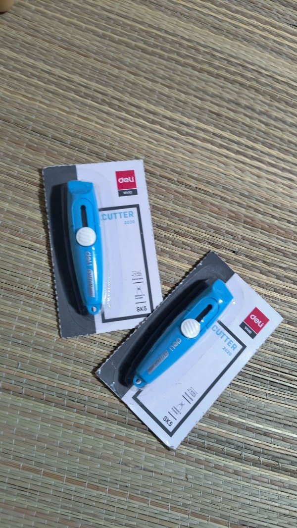 Producto - Cutter rectangular celeste