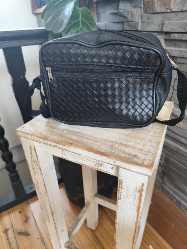 Producto - Mini carterita detalle rombos.