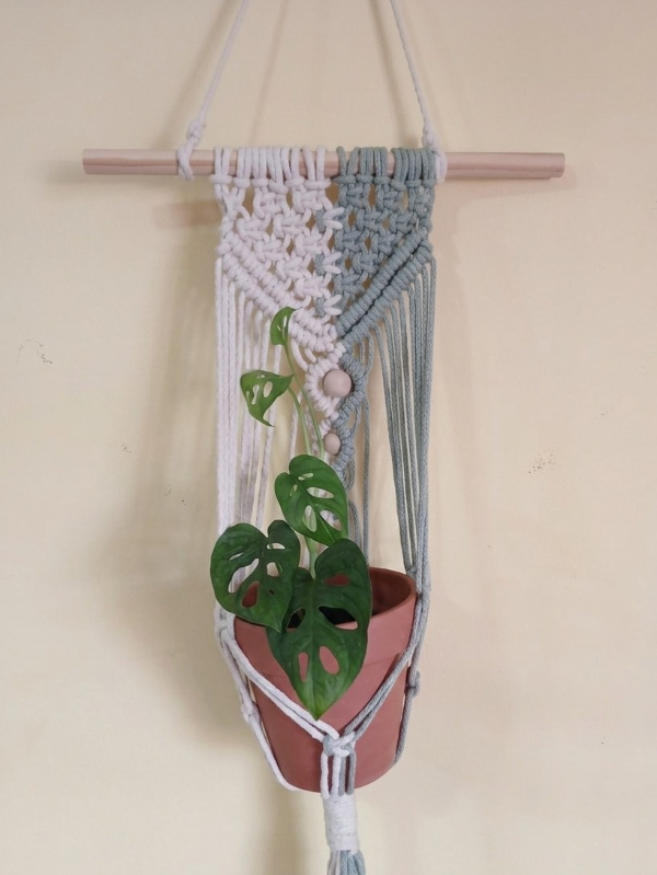 Producto - Portamaceta Colgante en Macramé- Bicolor