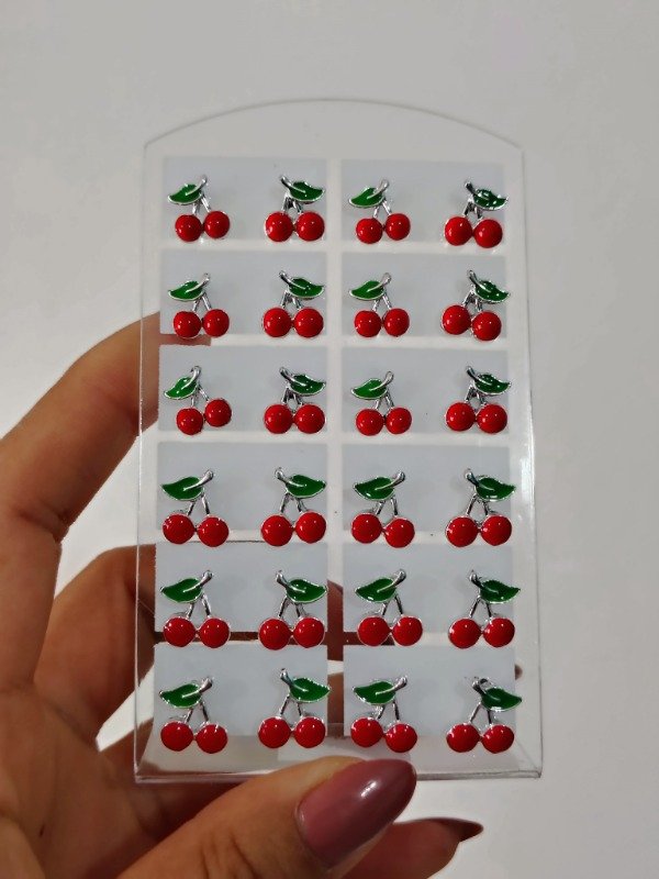 Producto - Aritos cerezas AQ por par