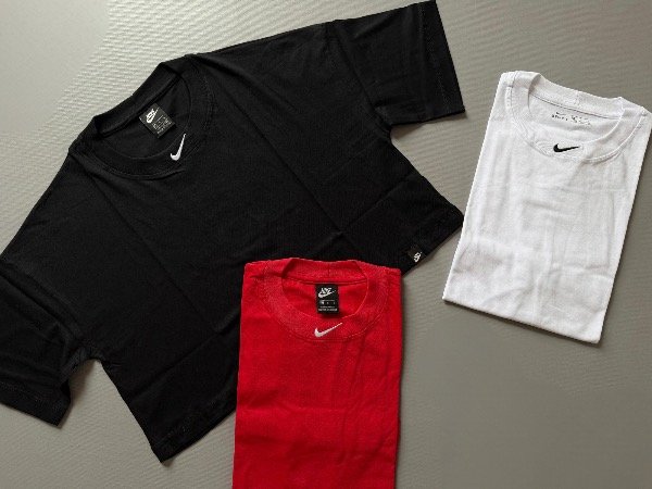Producto - Remera Nike bordada en cuello Art-117