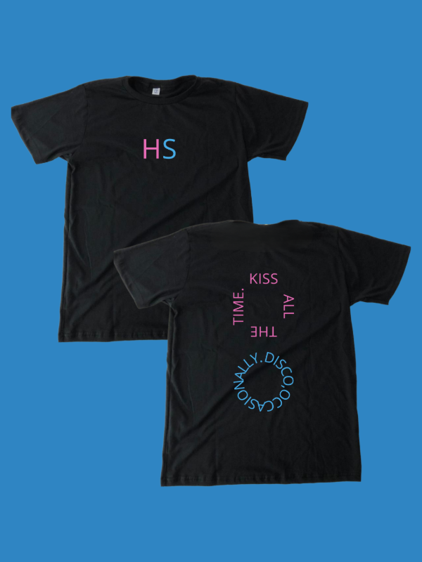 Producto - Remera KATTDO Logo - Harry Styles (Doble Estampa)