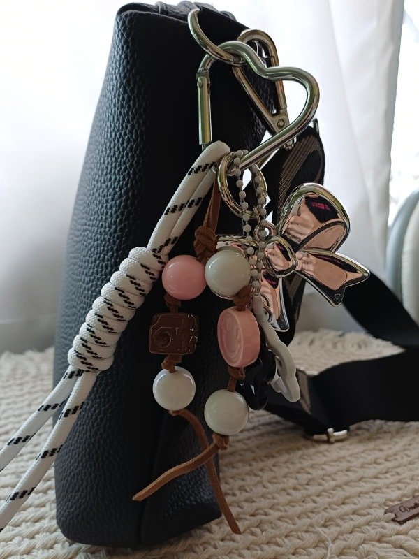 Producto - Bag charm white