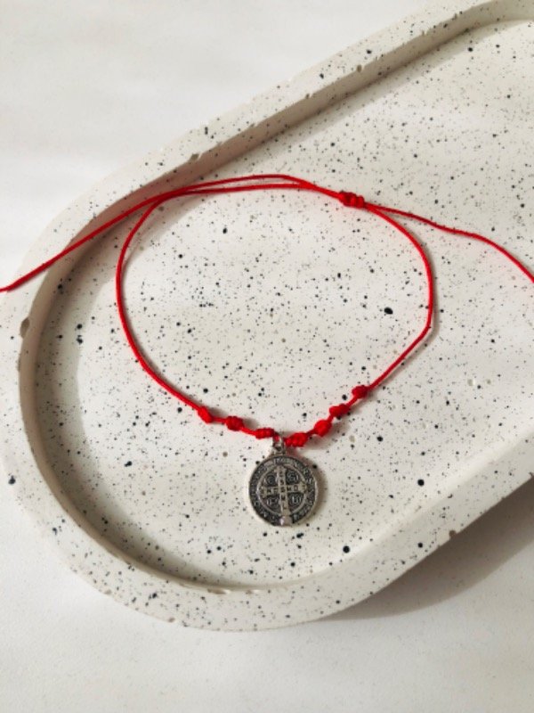 Producto - Pulsera 7 nudos + San Benito
