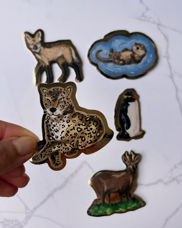 Producto - Sticker vinilo dorado YAGUARETE - 1