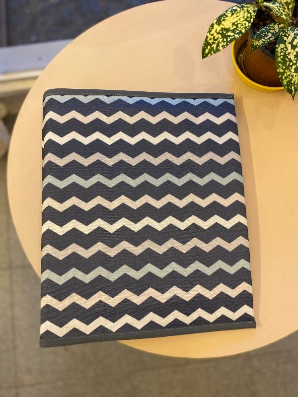 Producto - Funda para carpeta A4 chevron