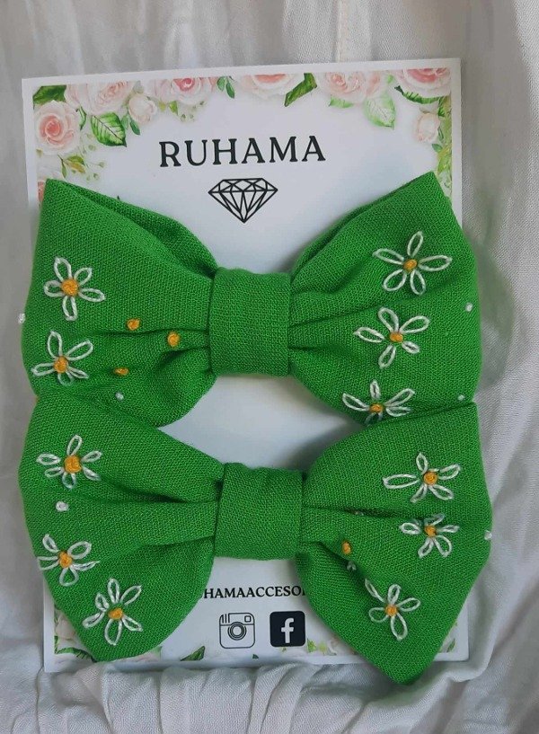 Producto - Moño Margaritas BENETTON