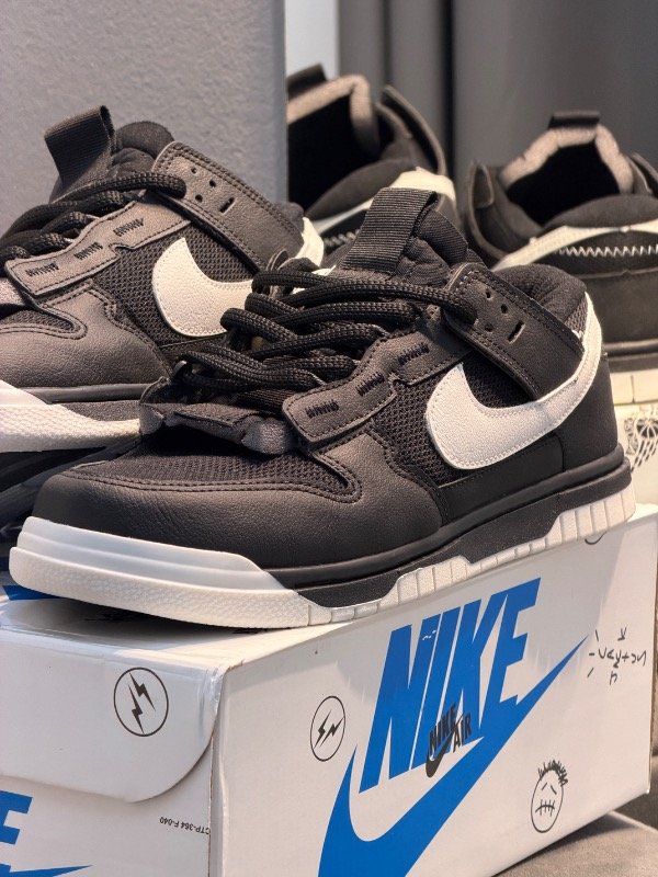 Producto - NIKE JUMBO BLACK - 4