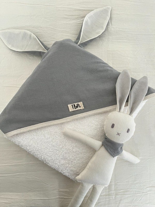 Producto - Toallon conejo gris