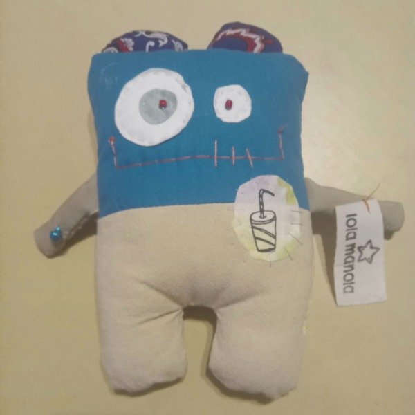 Producto - monstruo juguito