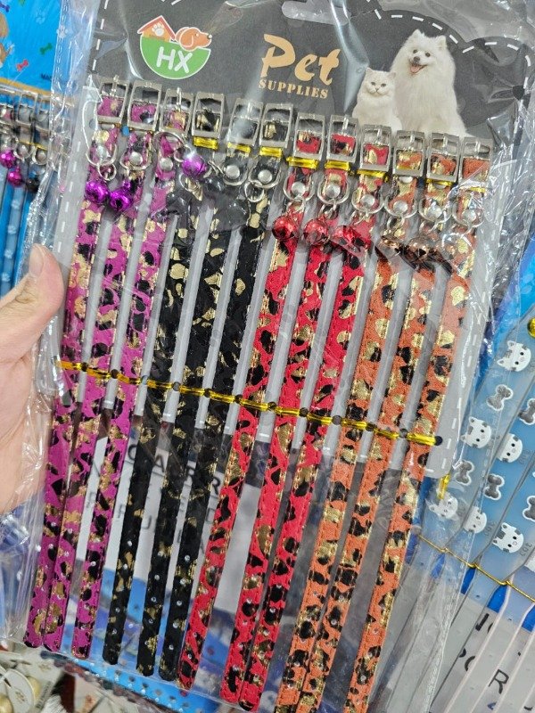 Producto - pack x12 collares estampados con detalles en dorado