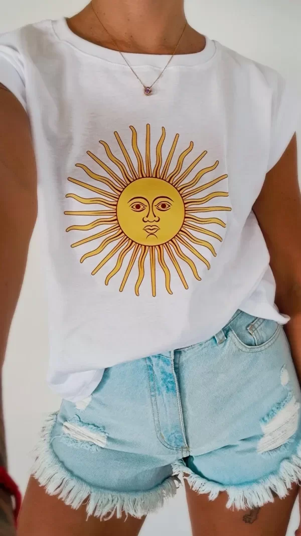 Producto - REMERA SOL DORADO