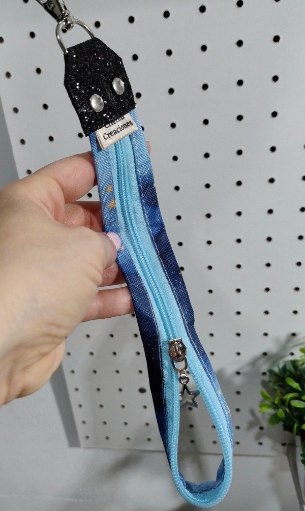 Producto - Llavero cierre cielo