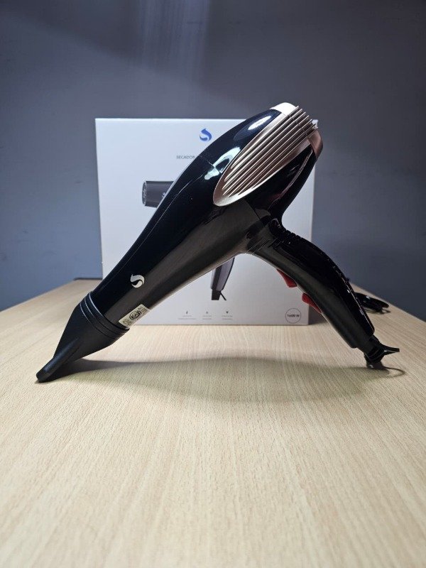 Producto - Secador de pelo 1600W Suono acc0066