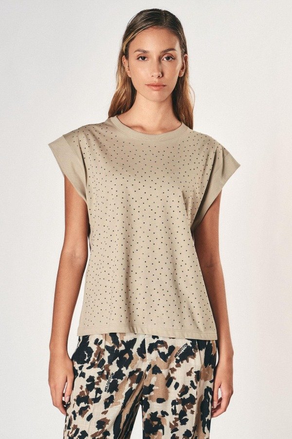 Producto - Remera Ferrugem Visón (Melocoton)