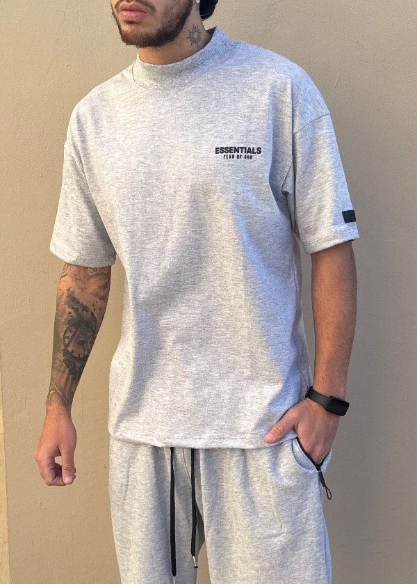 Producto - Remera Essentials Fear Of God Gris - 0