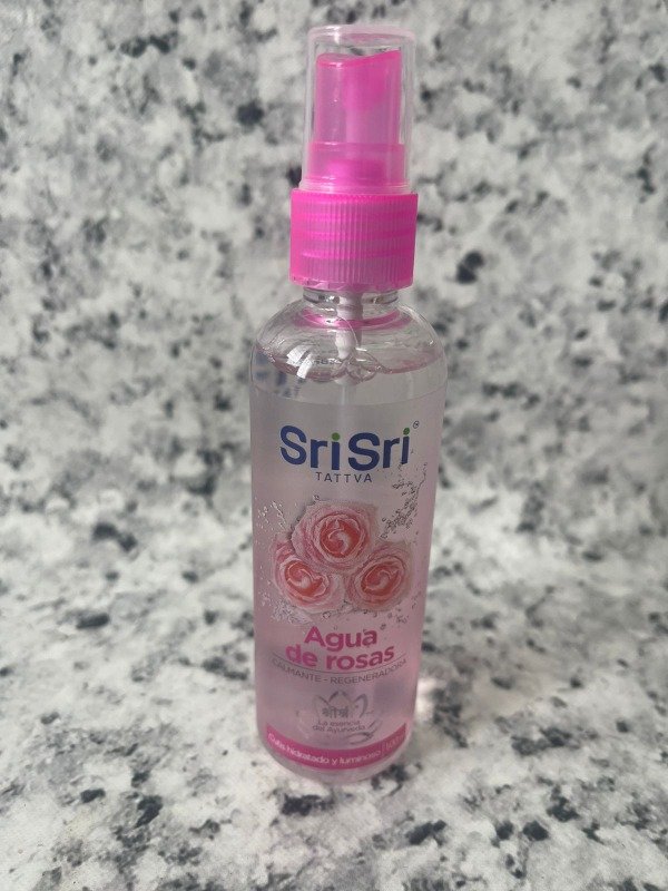 Producto - AGUA de ROSAS x 100 ml SRI SRI
