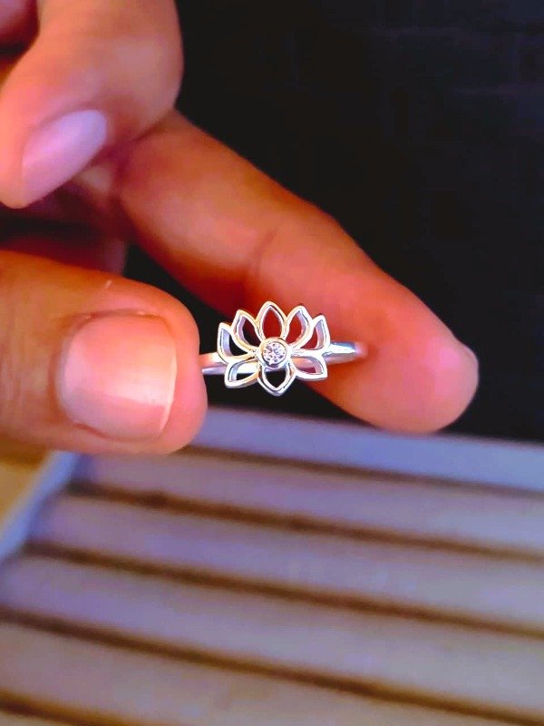 Producto - Anillo Loto cubic