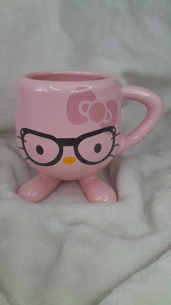 Producto - Taza con patitas Kitty