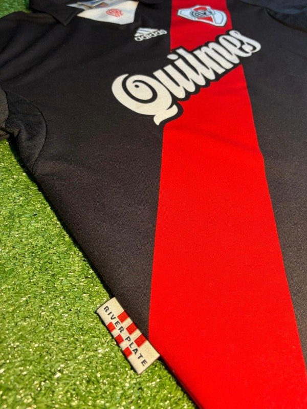 Camiseta Alternativa 1999 — imagen 4