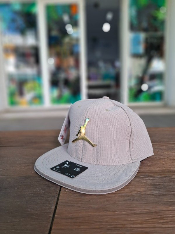 Producto - Gorra Jordan Beige art 2008