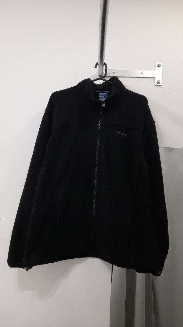 Producto - CAMPERA POLAR IMPORTADA REEBOK ORIGINAL