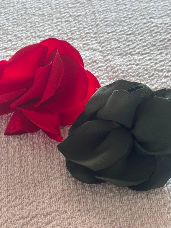 Producto - prendedor de flor