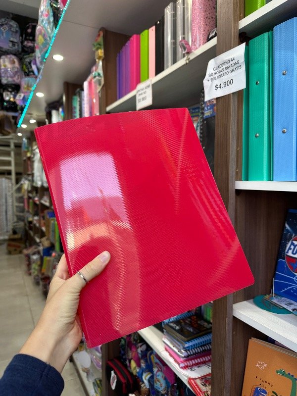 Producto - Carpeta Lomo Ancho A4 ROJO
